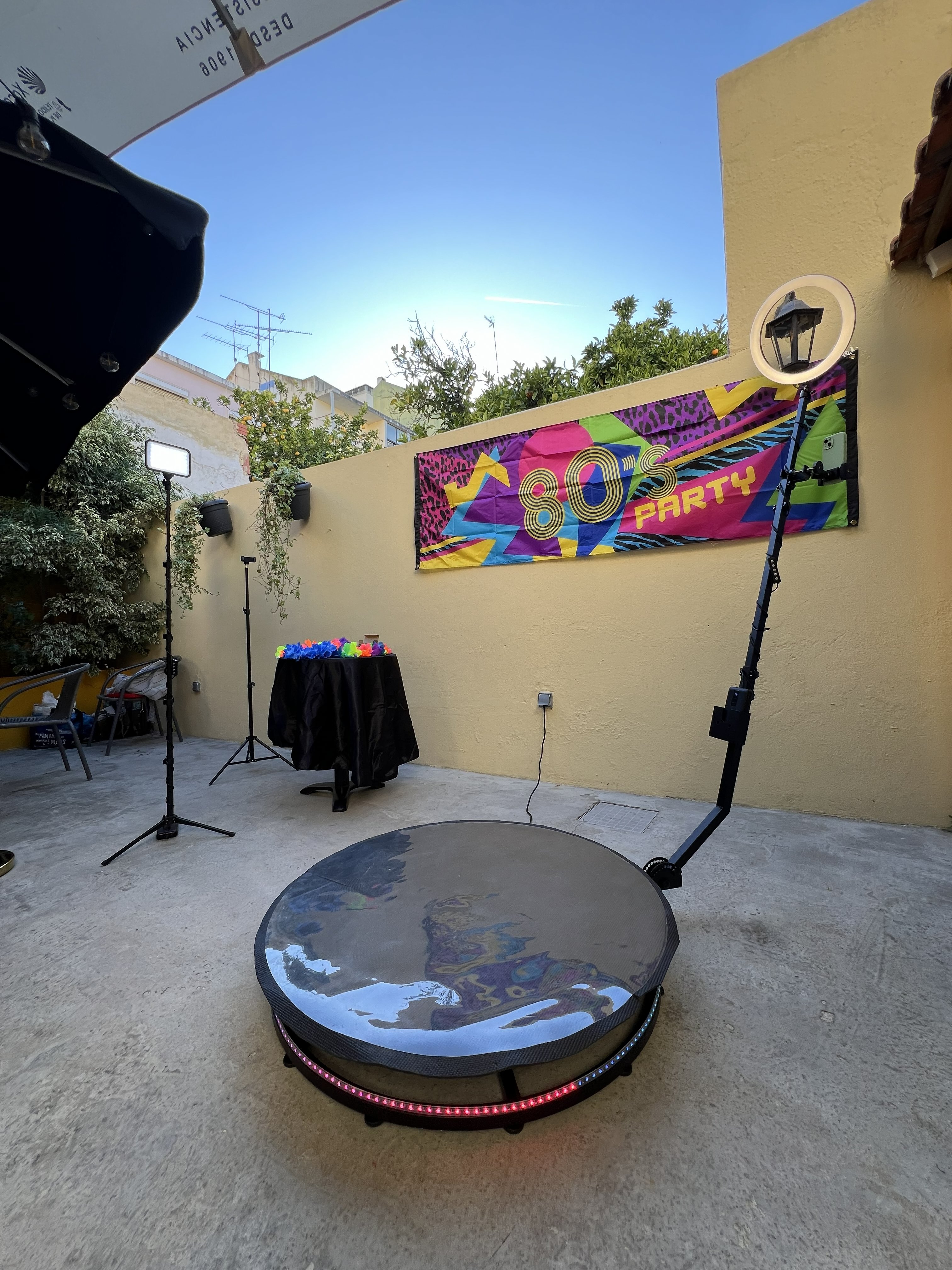 Setup fiesta 80s exterior