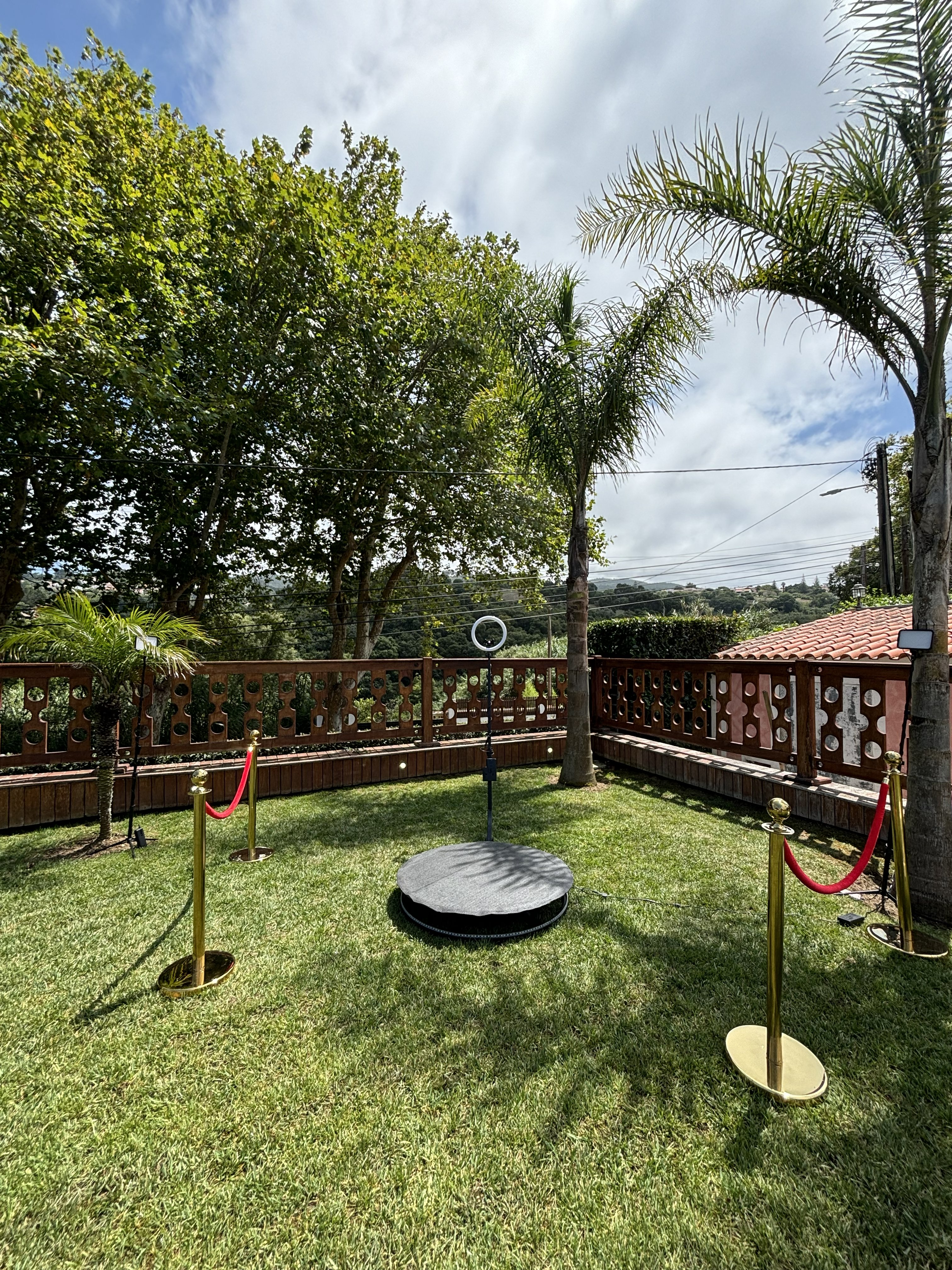Jardín barreras doradas